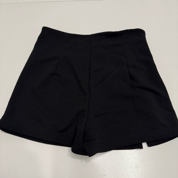 SHEIN solid button detail split skort black size small - Picture 9 of 12
